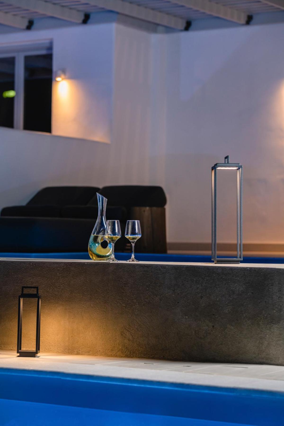 Quartano Suites By Heliessa, Adults Only Náousa Buitenkant foto