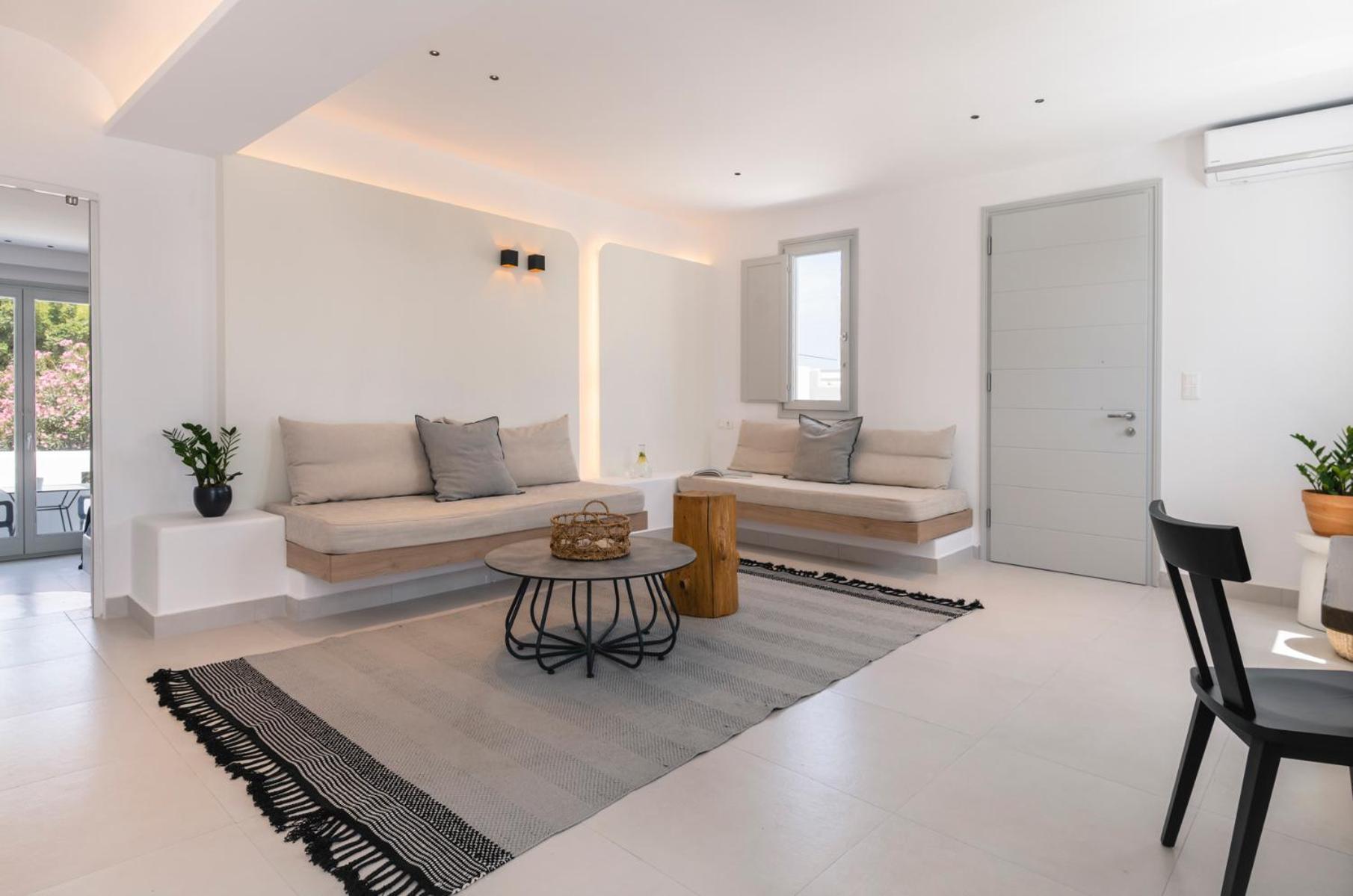 Quartano Suites By Heliessa, Adults Only Náousa Buitenkant foto