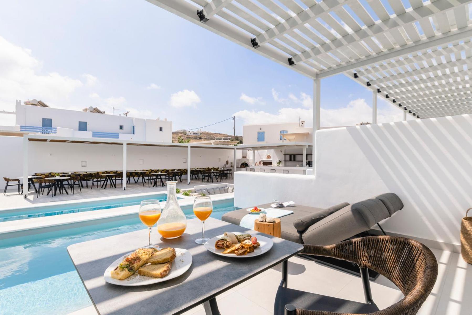Quartano Suites By Heliessa, Adults Only Náousa Buitenkant foto