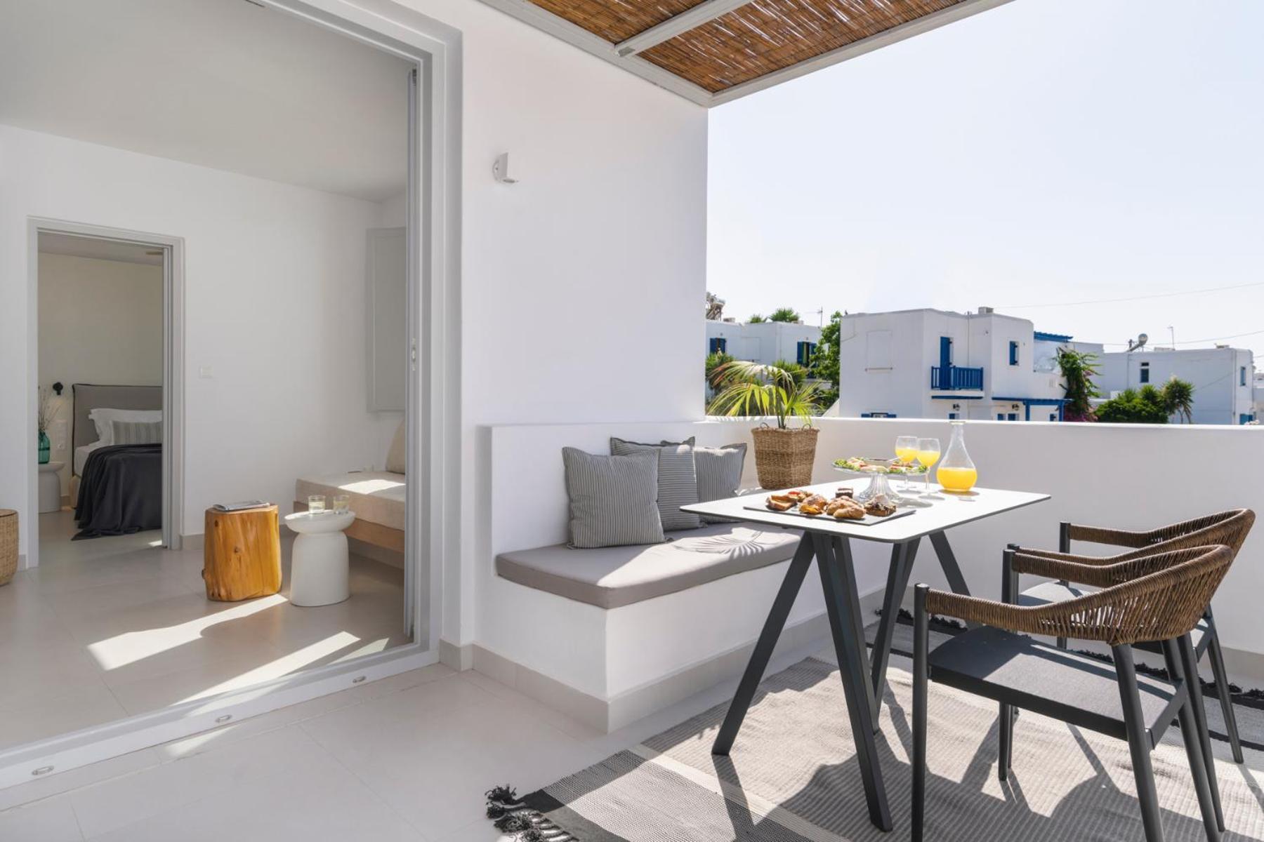 Quartano Suites By Heliessa, Adults Only Náousa Buitenkant foto