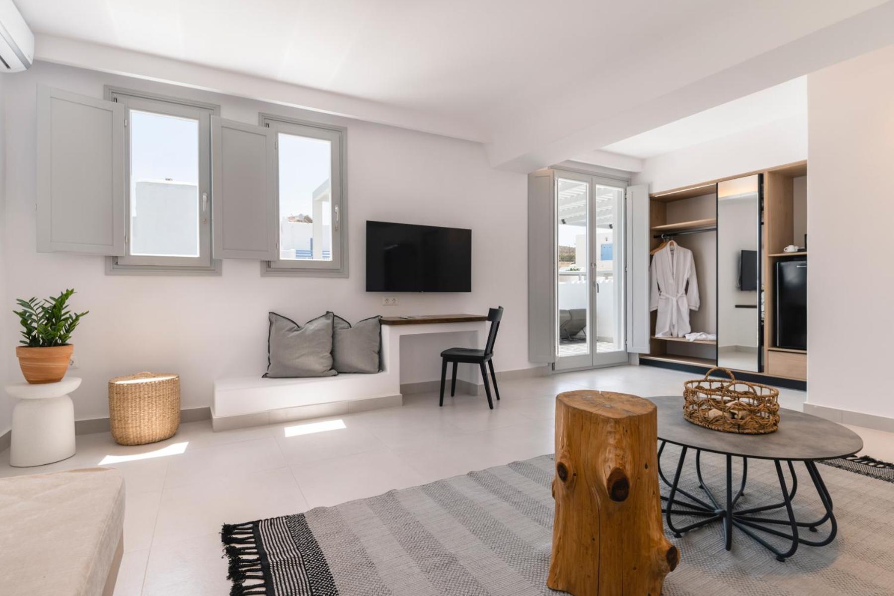 Quartano Suites By Heliessa, Adults Only Náousa Buitenkant foto
