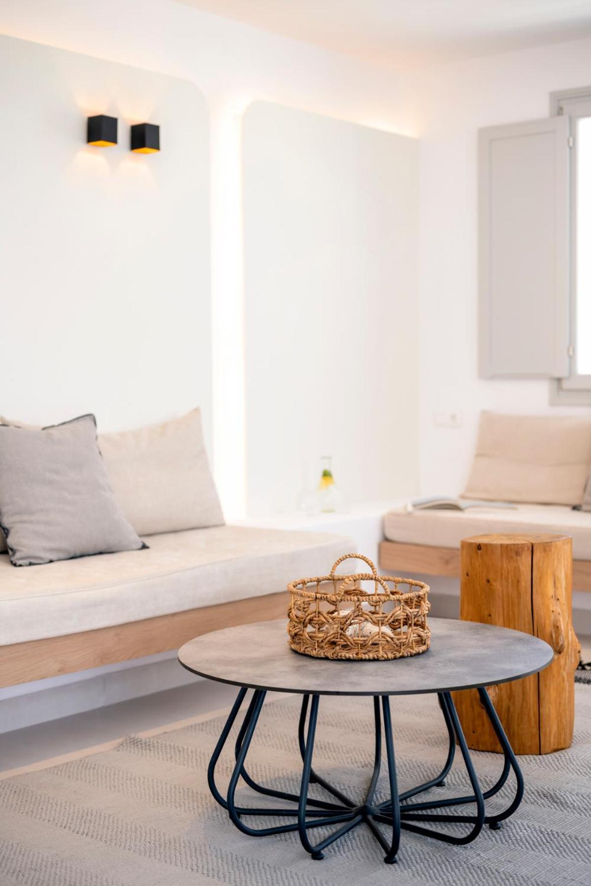 Quartano Suites By Heliessa, Adults Only Náousa Buitenkant foto